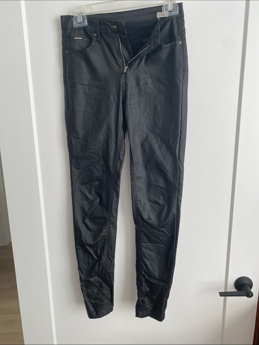 Black Women's Coated Skinny Jeans